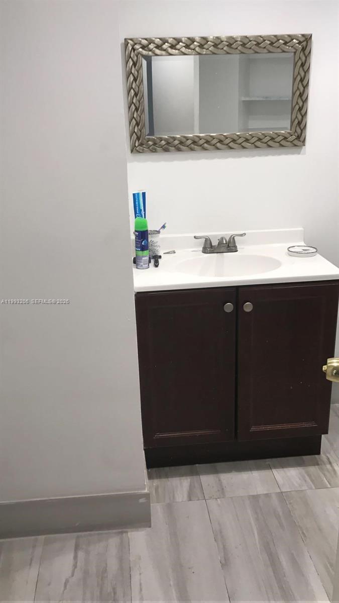 7135 Collins Ave #525 Miami Beach, FL 33141