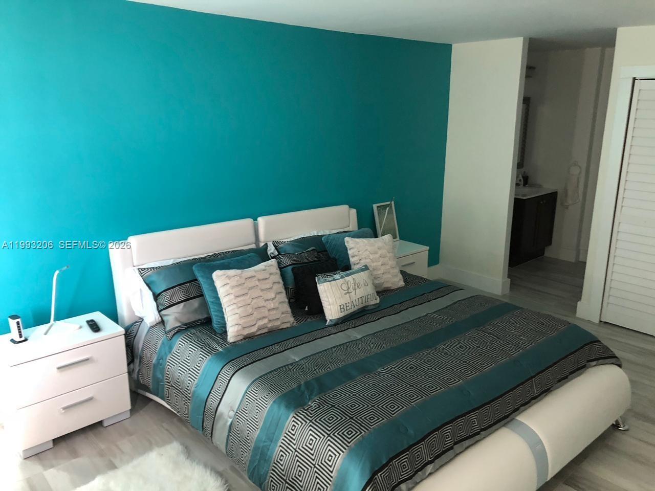 7135 Collins Ave #525 Miami Beach, FL 33141