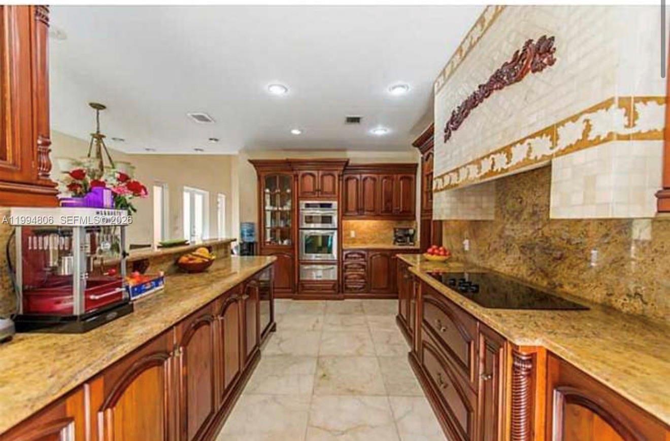 3630 Justison Rd Miami, FL 33133