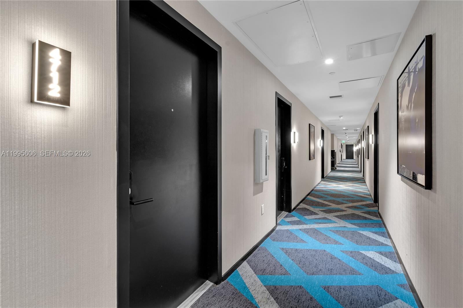 image The Elser Hotel & Residences9