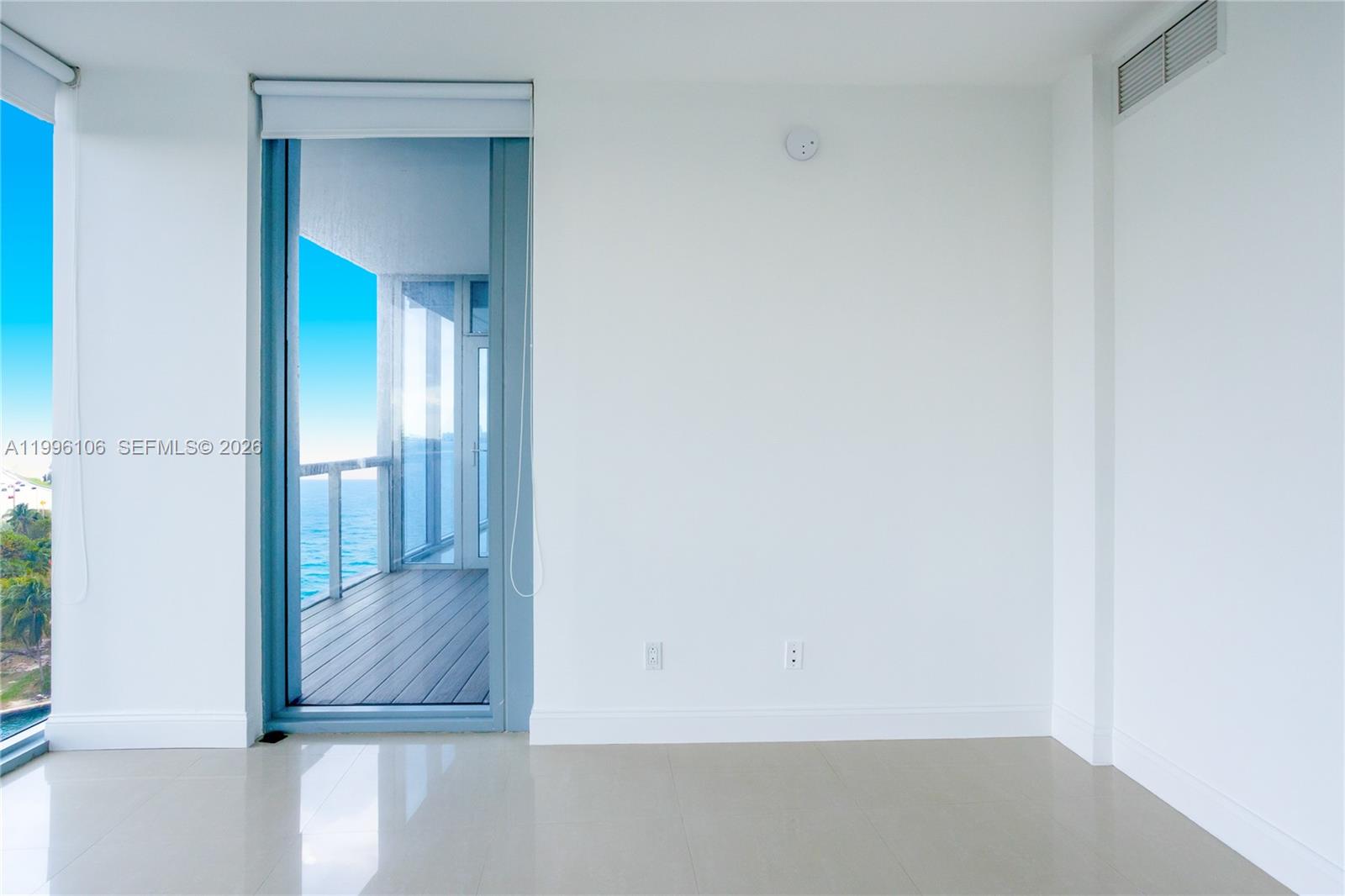 image Blue on the Bay5