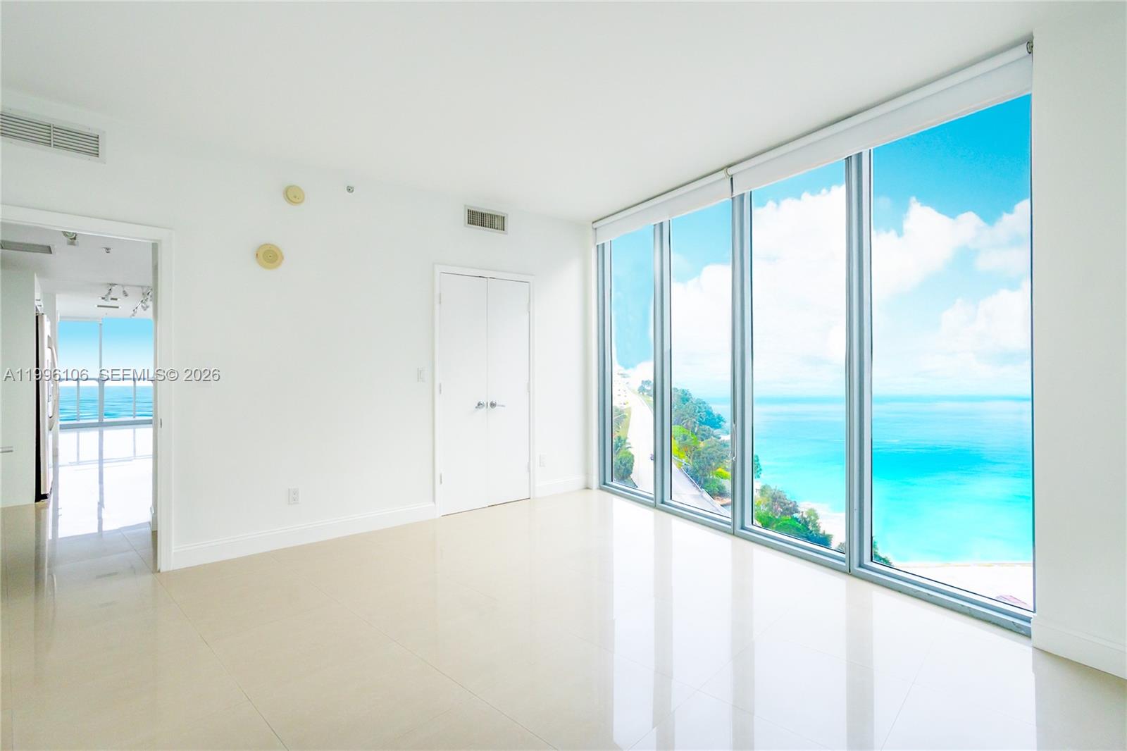 image Blue on the Bay6