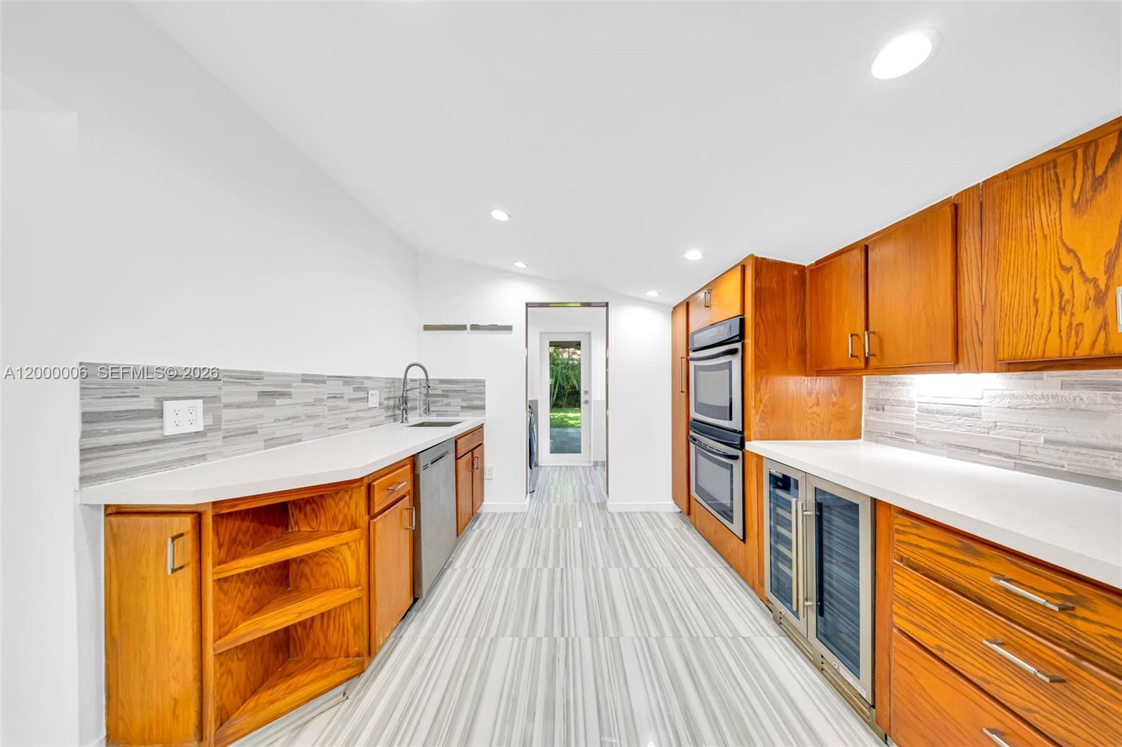 1104 NE 85th St Miami, FL 33138