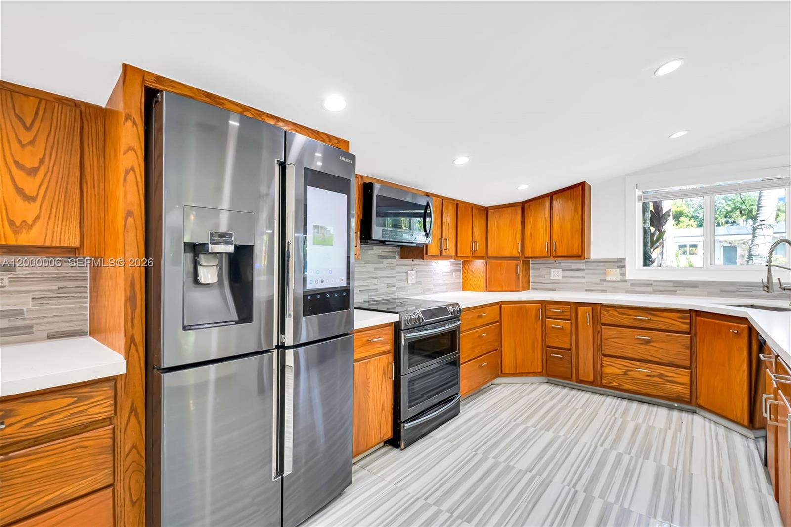 1104 NE 85th St Miami, FL 33138