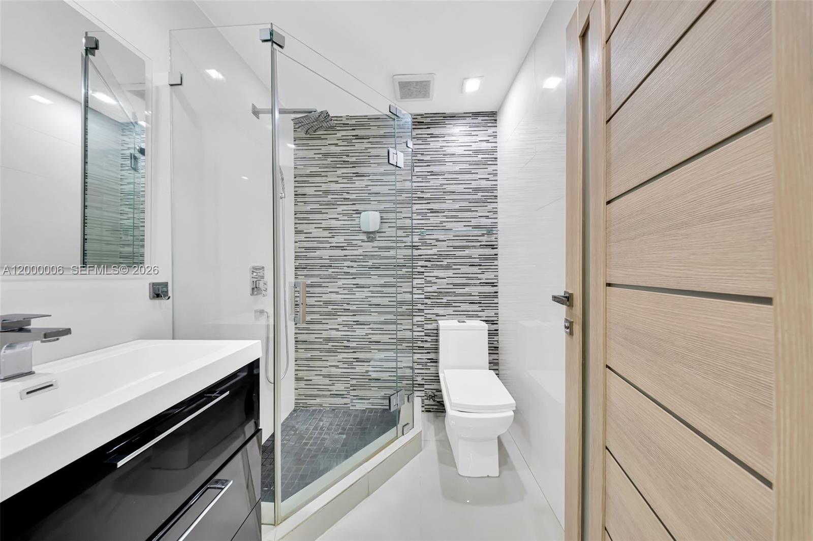 1104 NE 85th St Miami, FL 33138