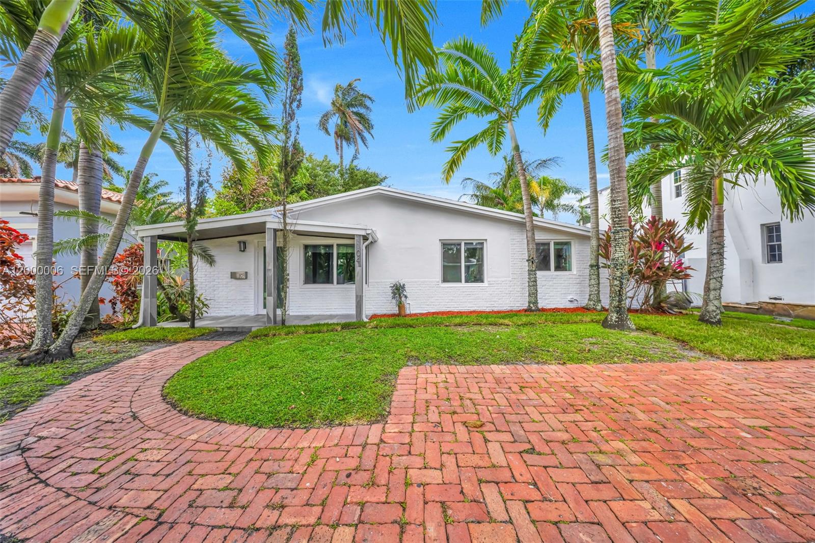 1104 NE 85th St Miami, FL 33138