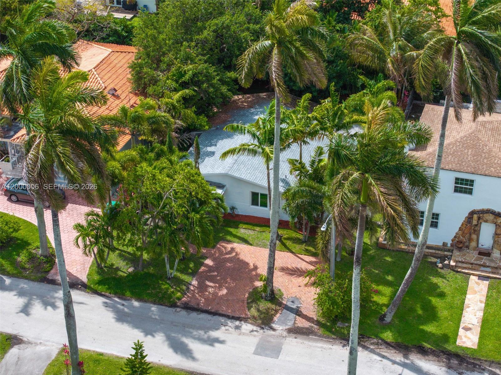 1104 NE 85th St Miami, FL 33138