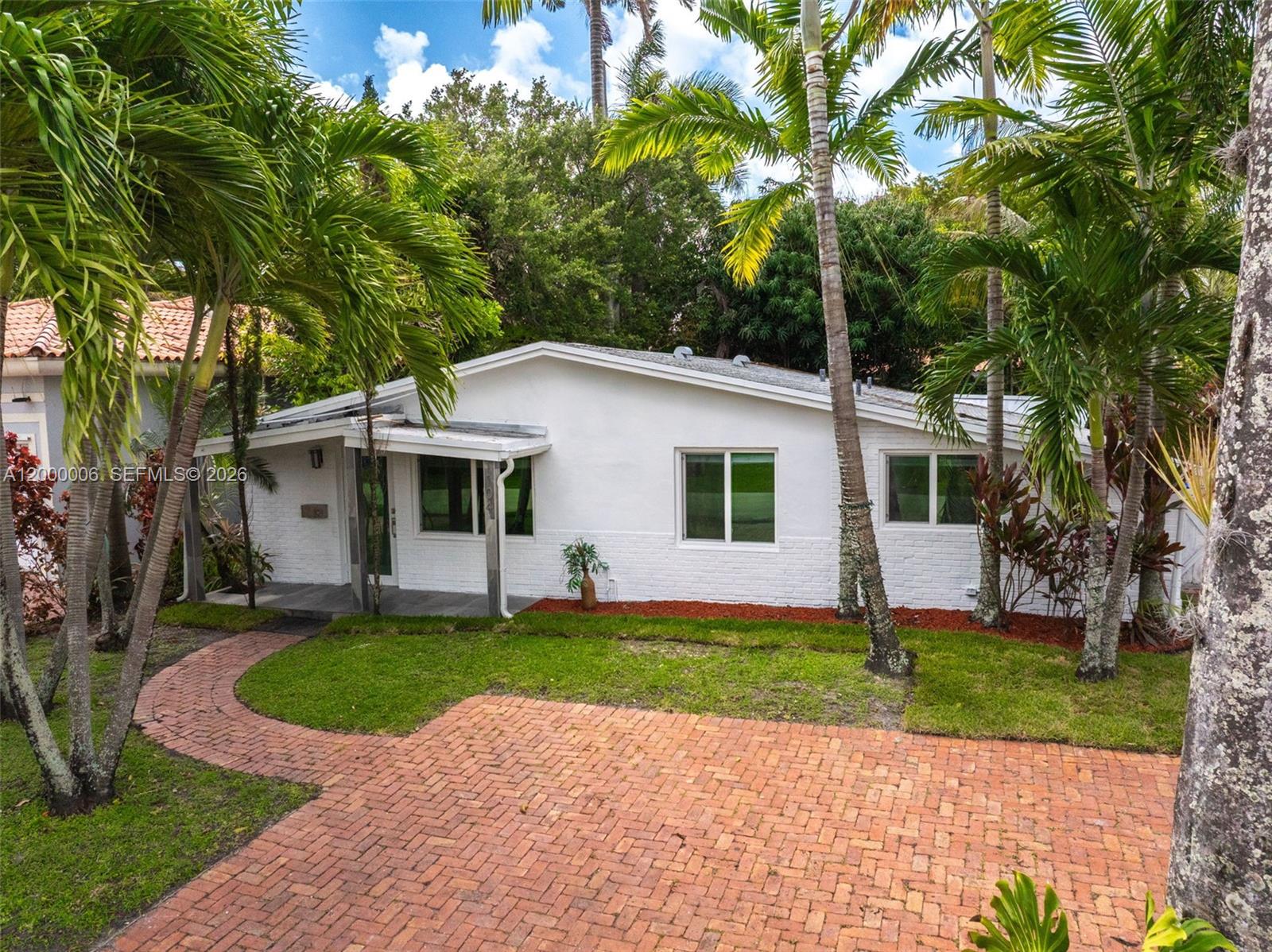 1104 NE 85th St Miami, FL 33138