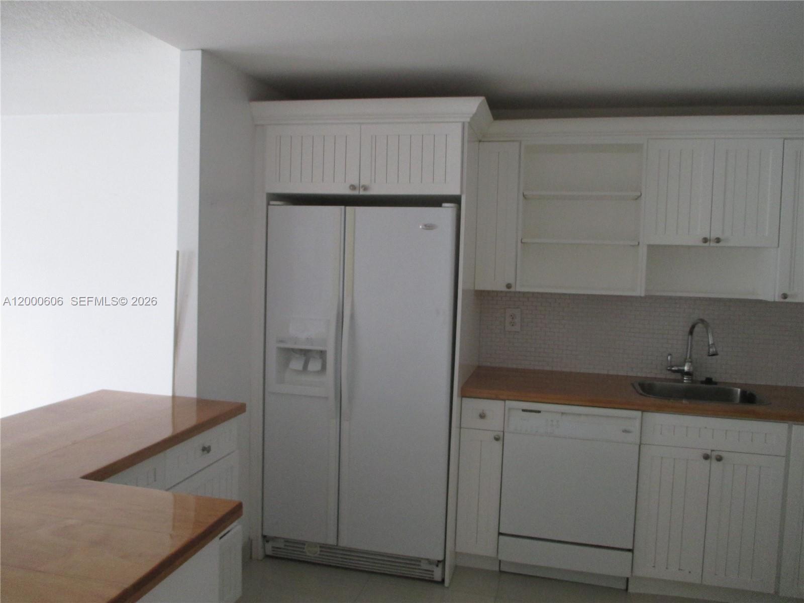 1865 Brickell Ave #A1207