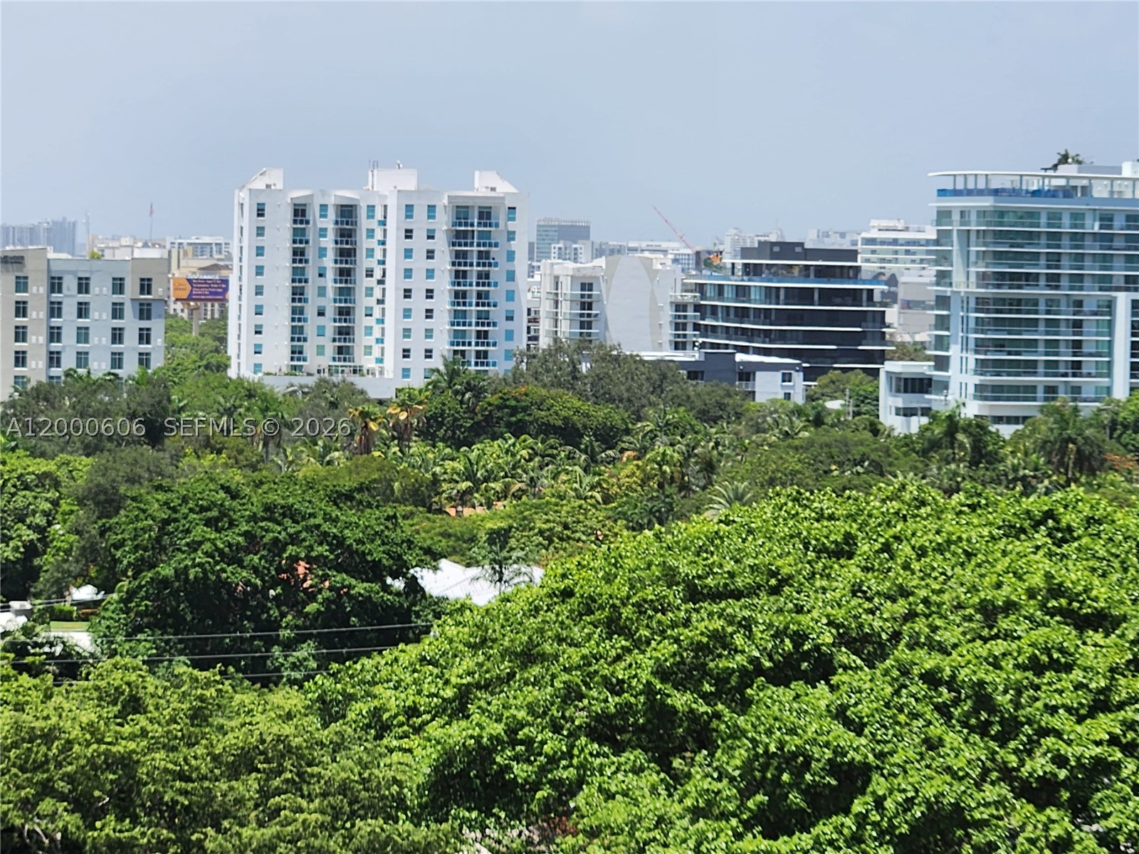image Brickell Place I28