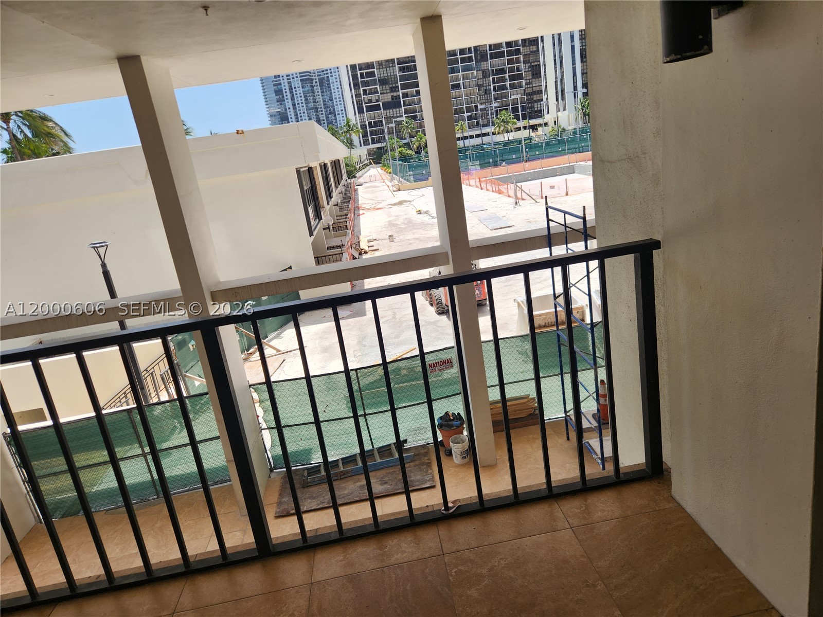 image Brickell Place I32