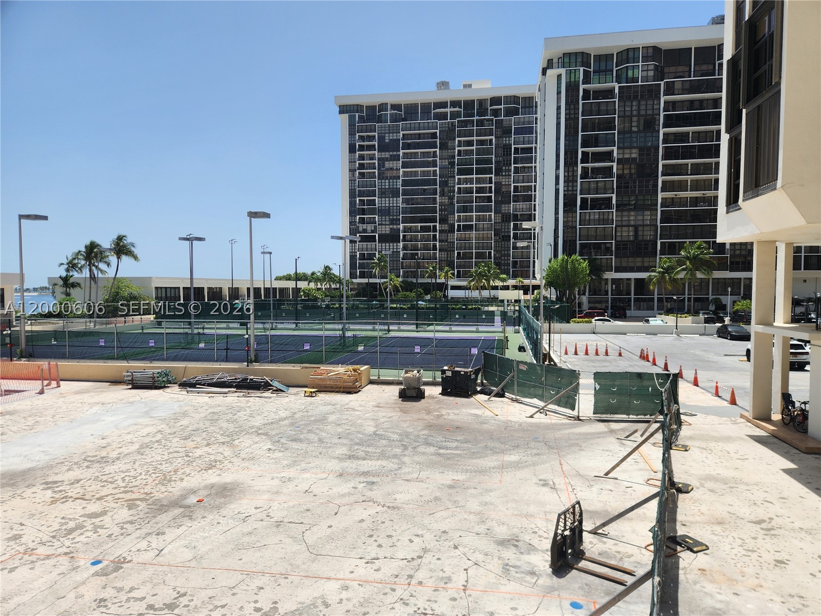 image Brickell Place I42