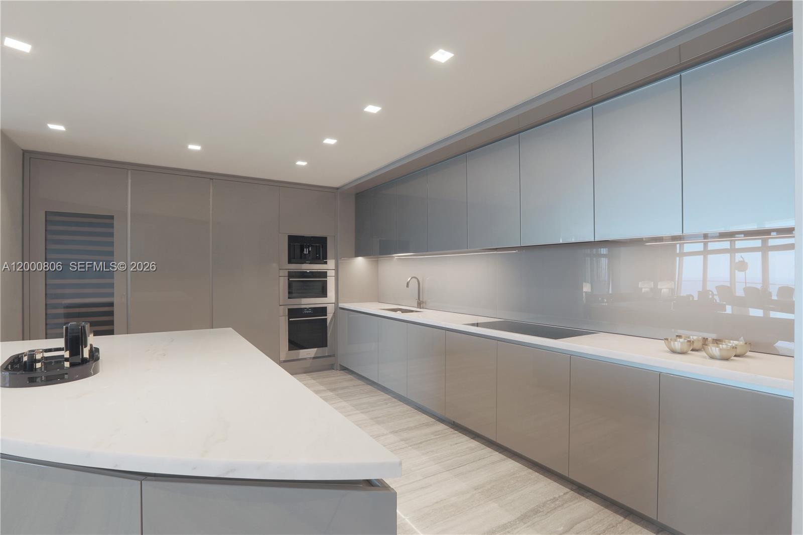 18975 Collins Ave #4800 Sunny Isles Beach, FL 33160