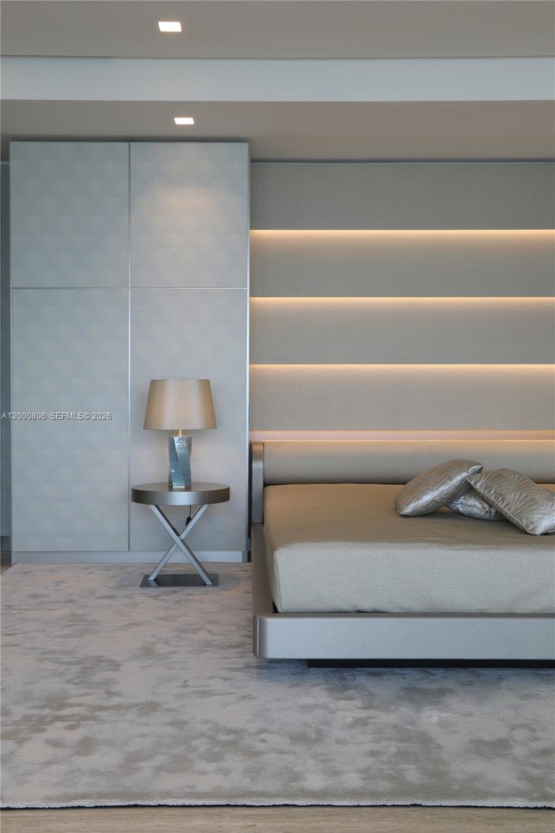 18975 Collins Ave #4800 Sunny Isles Beach, FL 33160