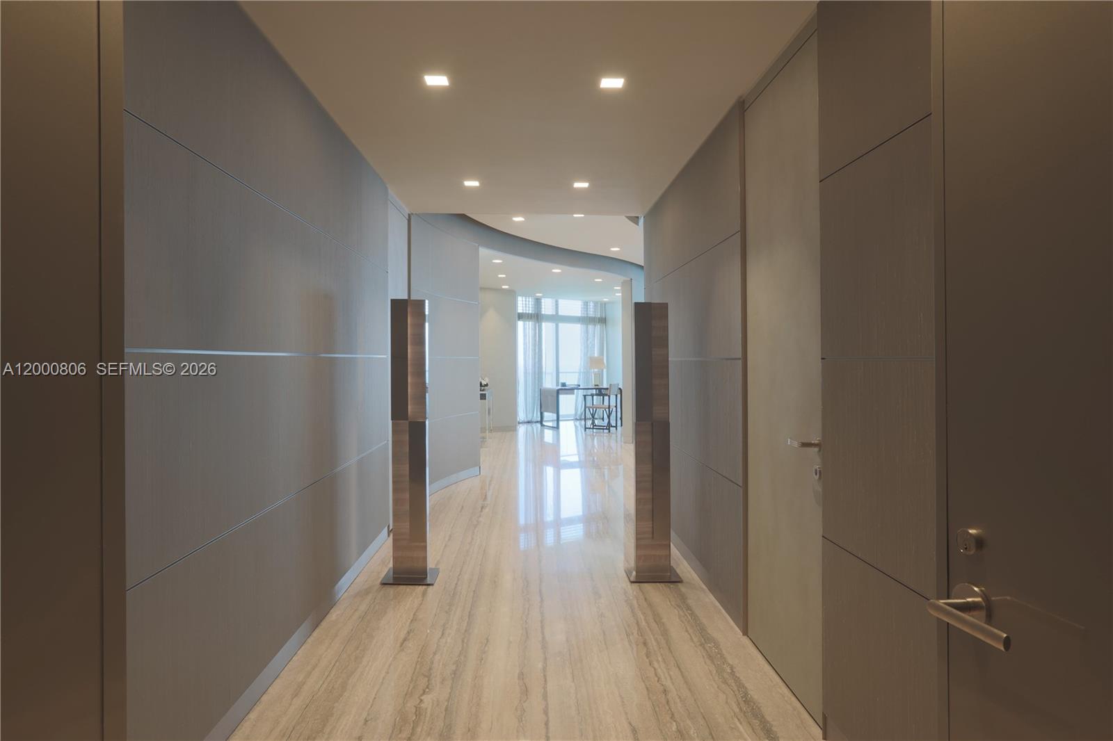 18975 Collins Ave #4800 Sunny Isles Beach, FL 33160