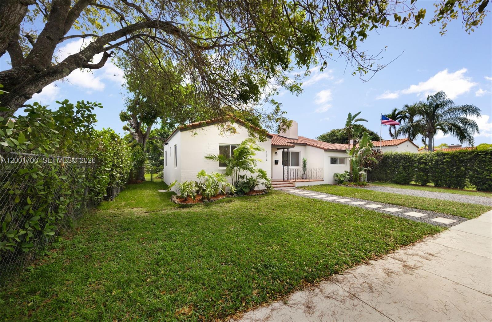 2332 SW 19th Ter Miami, FL 33145