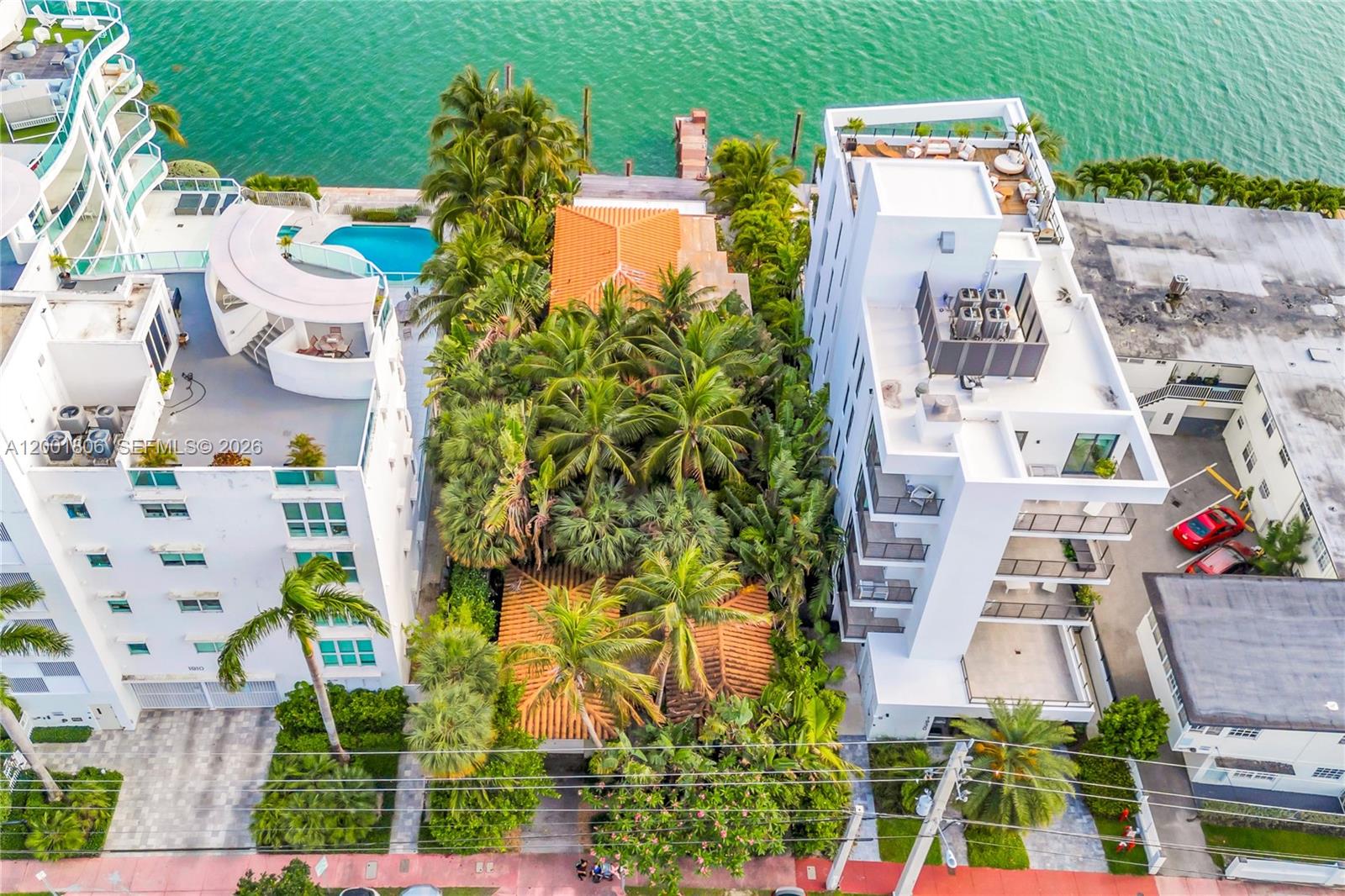 Undisclosed Address Miami Beach, FL 33141