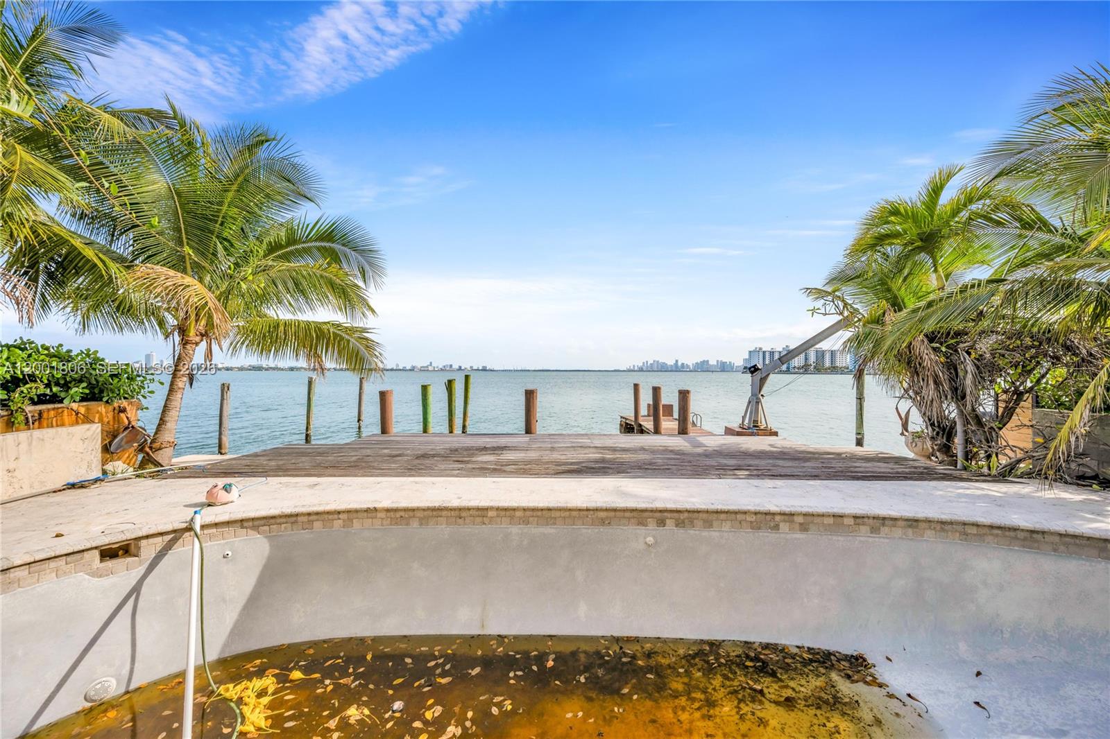 Undisclosed Address Miami Beach, FL 33141