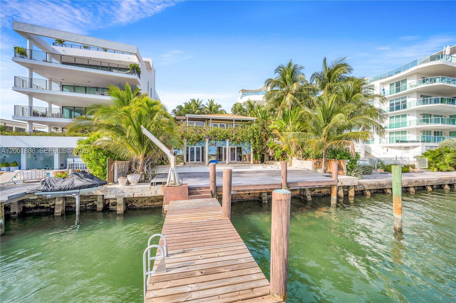 Undisclosed Address Miami Beach, FL 33141