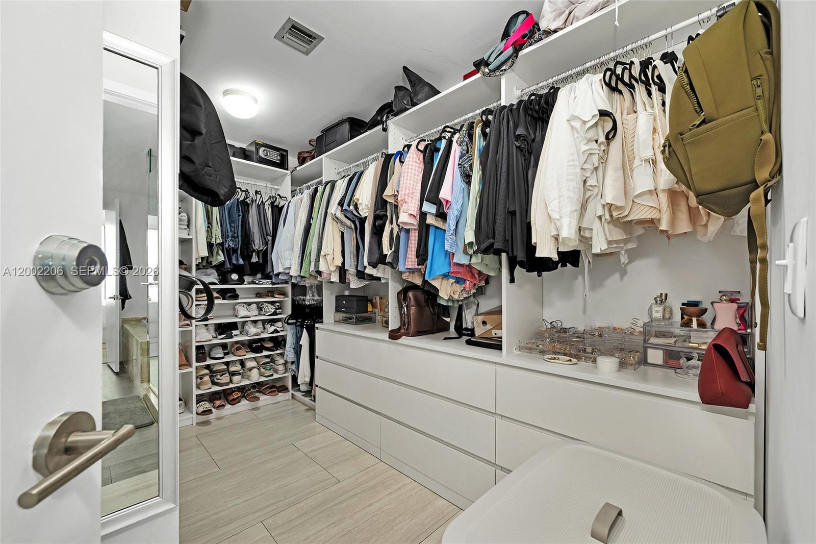 2900 NE 7th Ave #1505 Miami, FL 33137