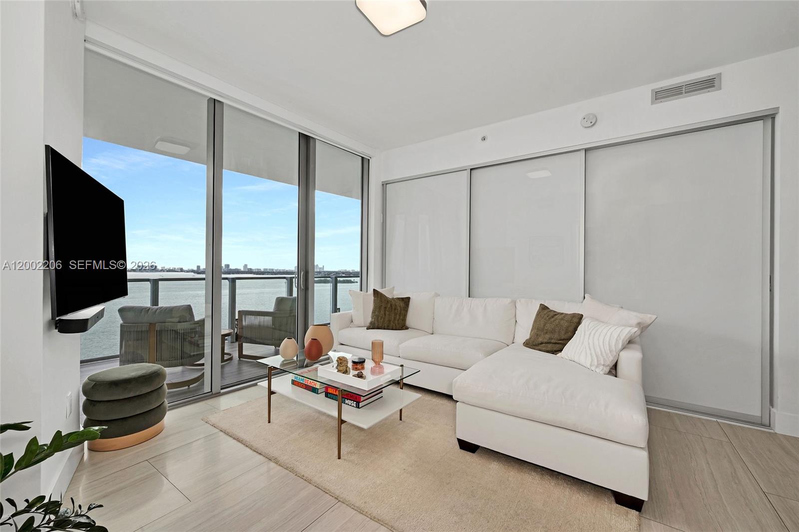 2900 NE 7th Ave #1505 Miami, FL 33137