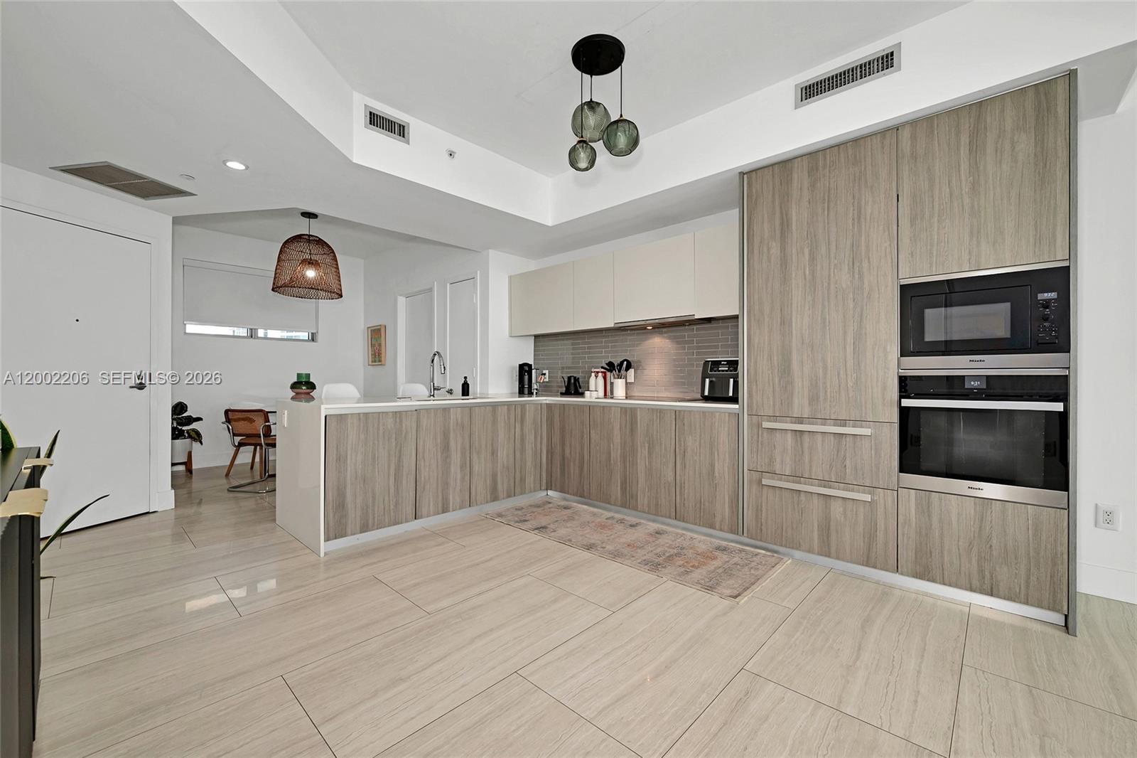 2900 NE 7th Ave #1505 Miami, FL 33137