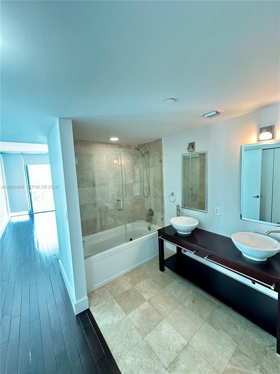 Undisclosed Address Miami, FL 33130