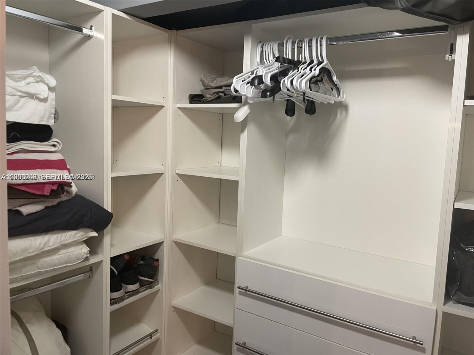 image Mirador 1000 (South Tower)10