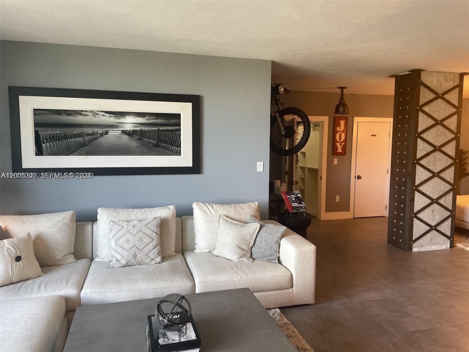 image Mirador 1000 (South Tower)16