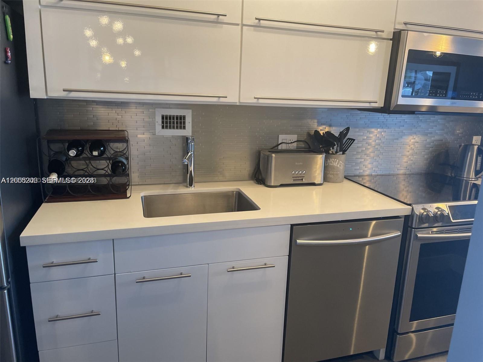 image Mirador 1000 (South Tower)24