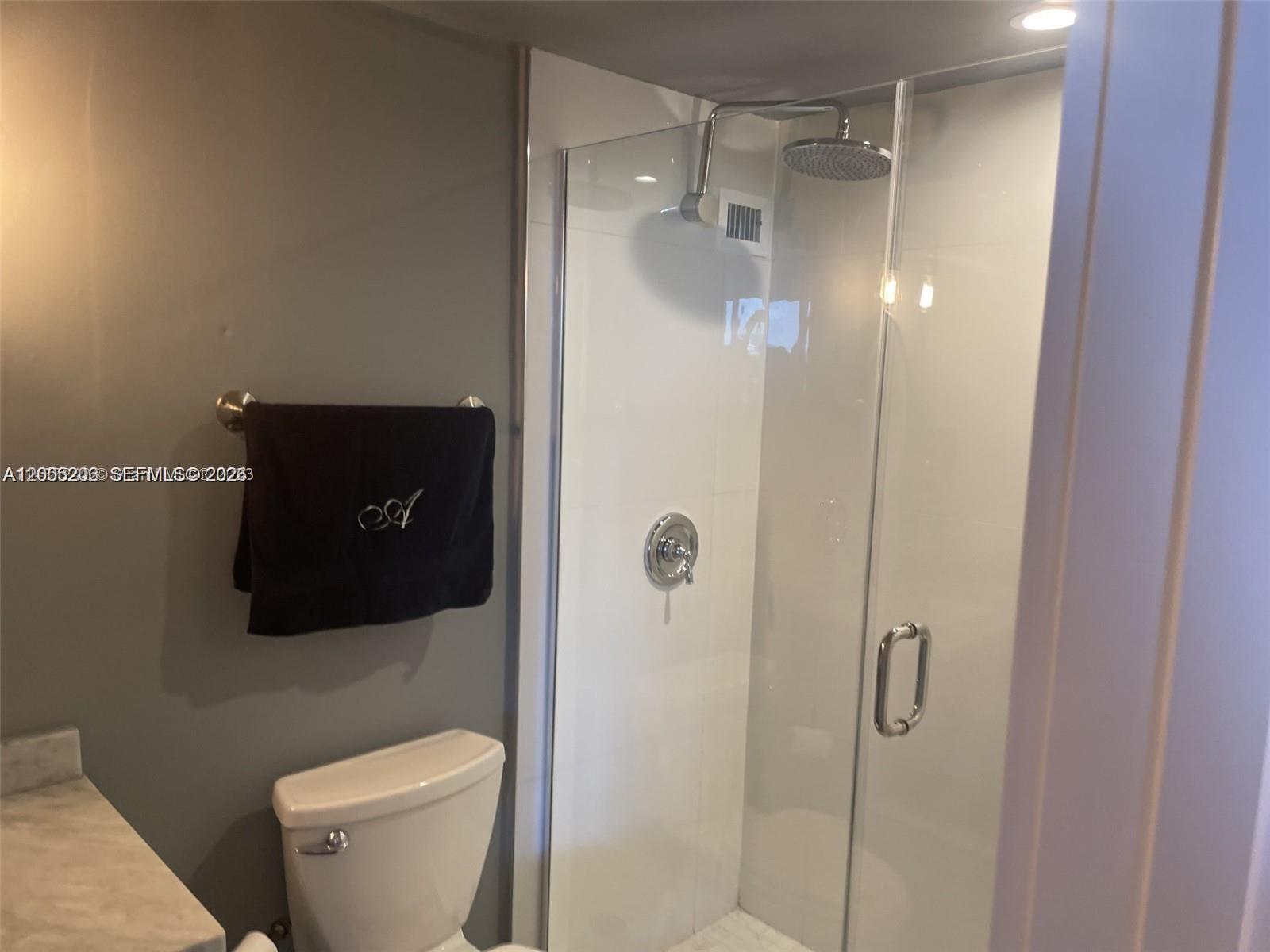 image Mirador 1000 (South Tower)27