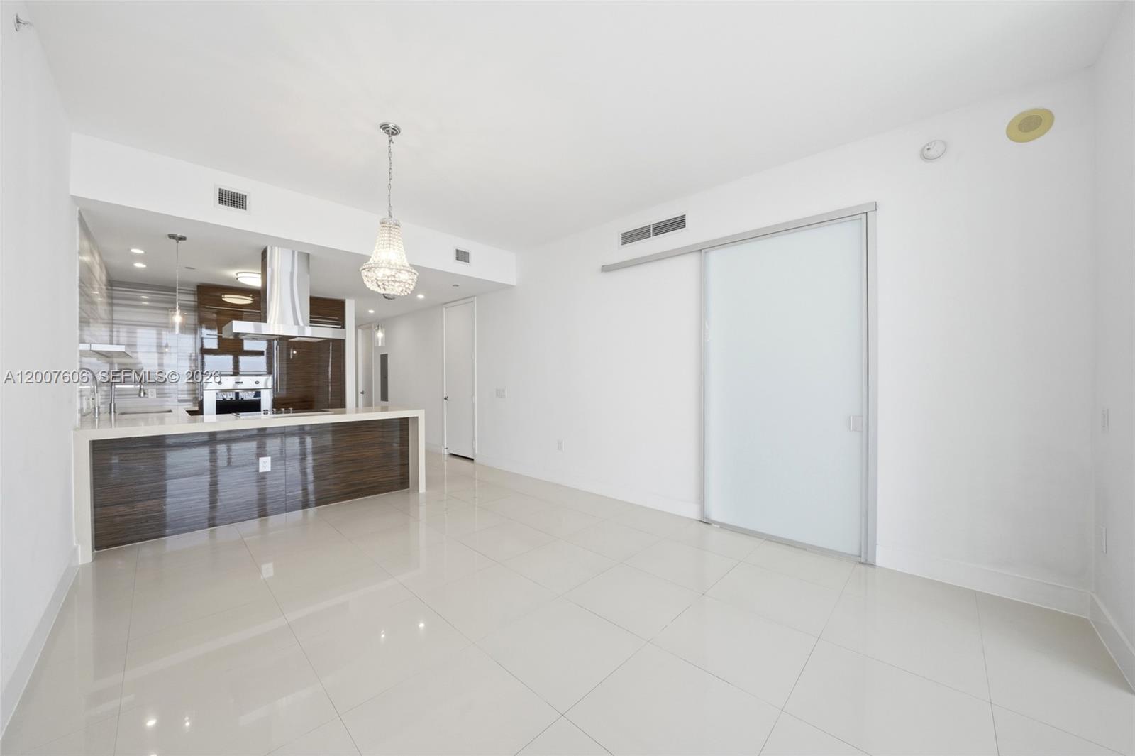 1100 Biscayne Blvd #4402 Miami, FL 33132