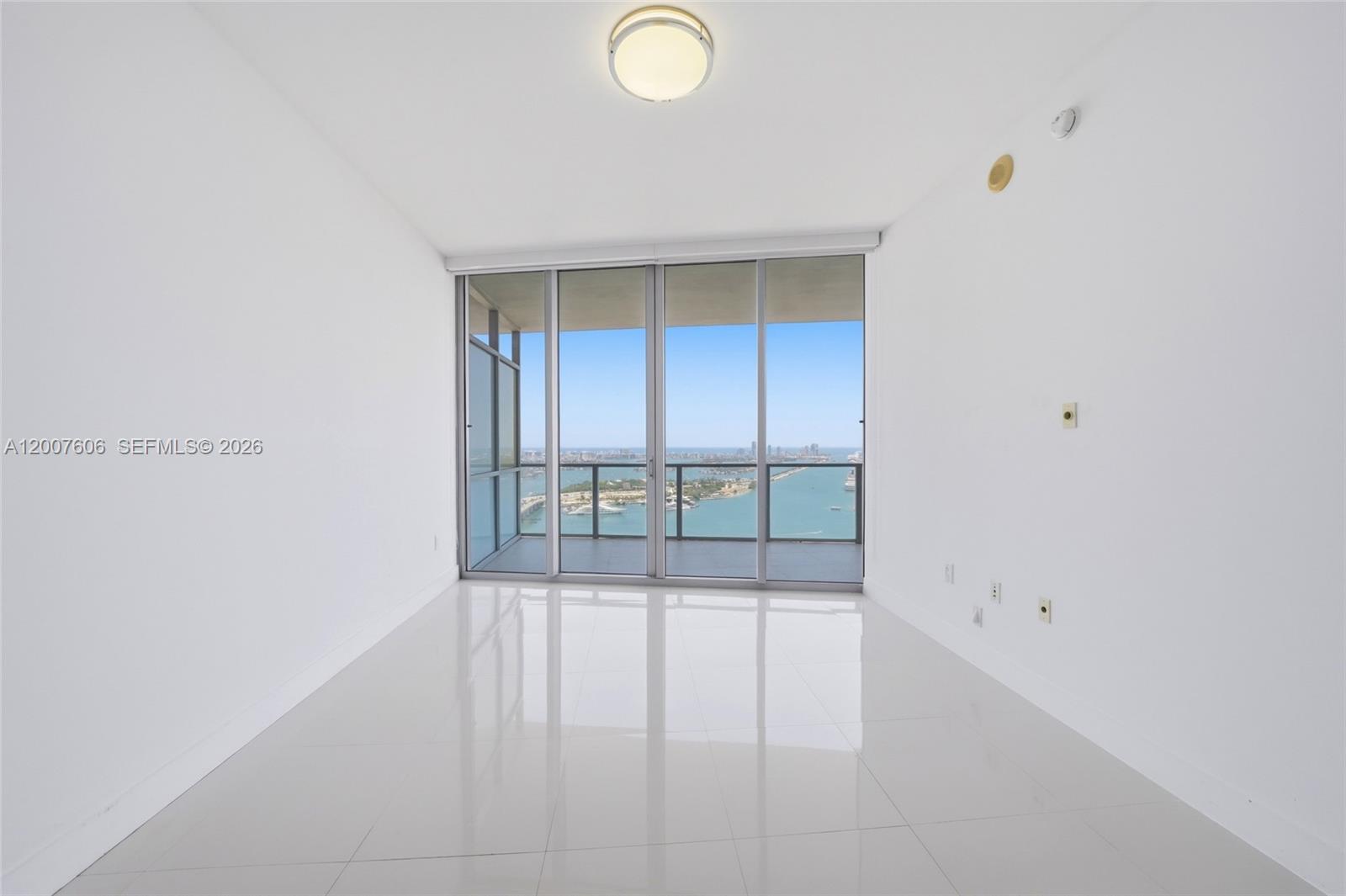 1100 Biscayne Blvd #4402 Miami, FL 33132