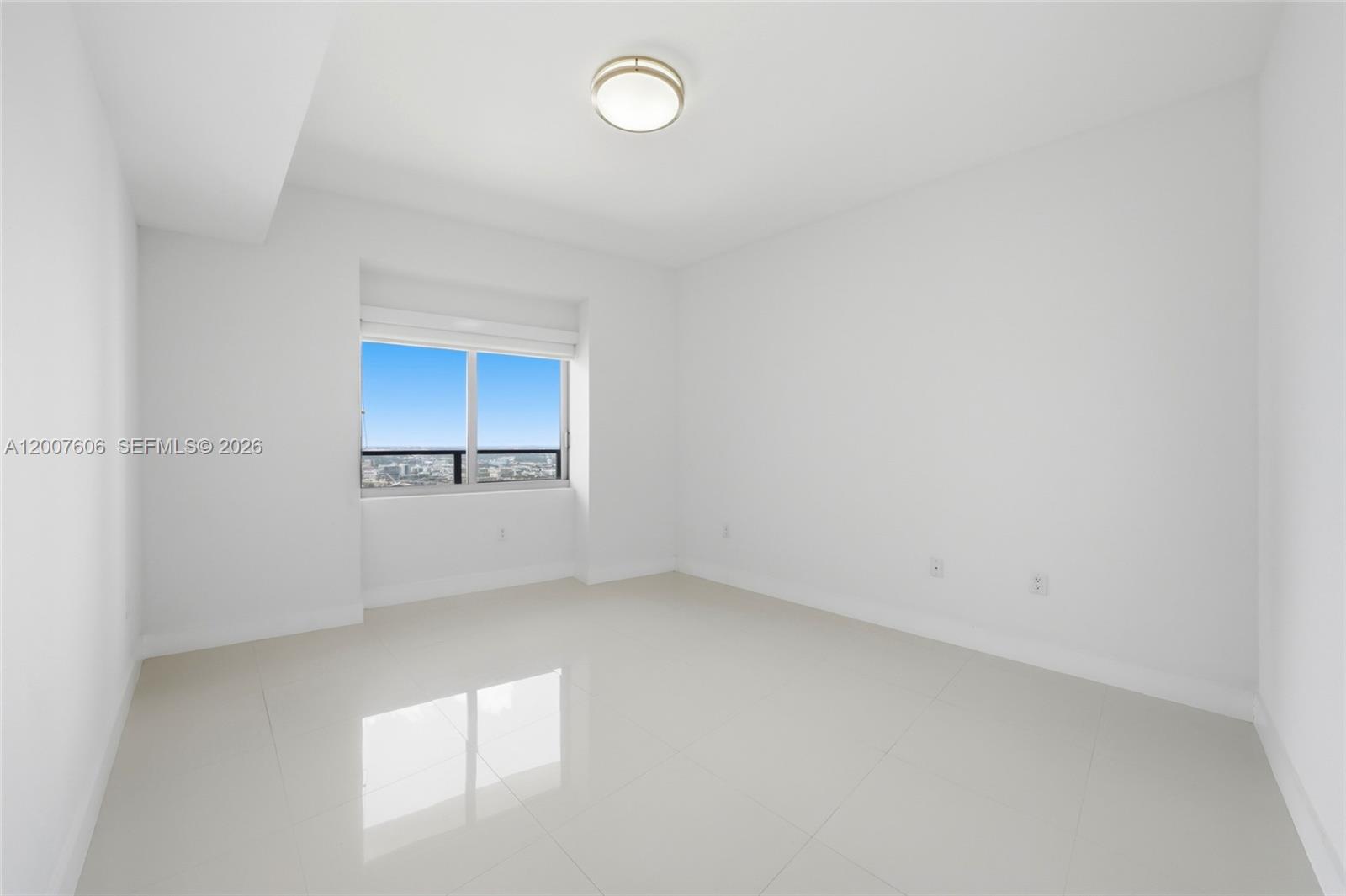 1100 Biscayne Blvd #4402 Miami, FL 33132