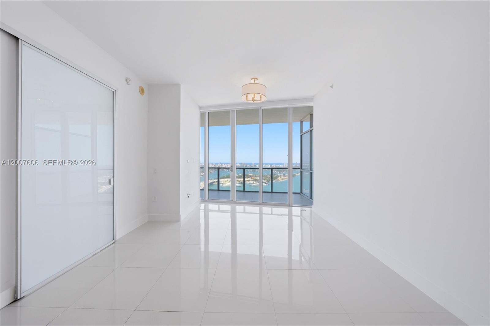 1100 Biscayne Blvd #4402 Miami, FL 33132