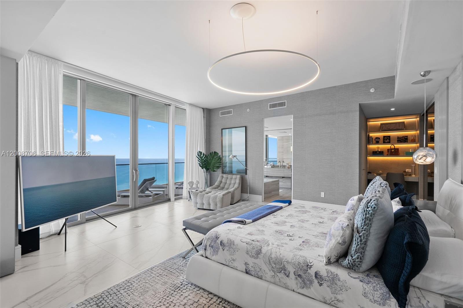 18975 Collins Ave #5200 Sunny Isles Beach, FL 33160