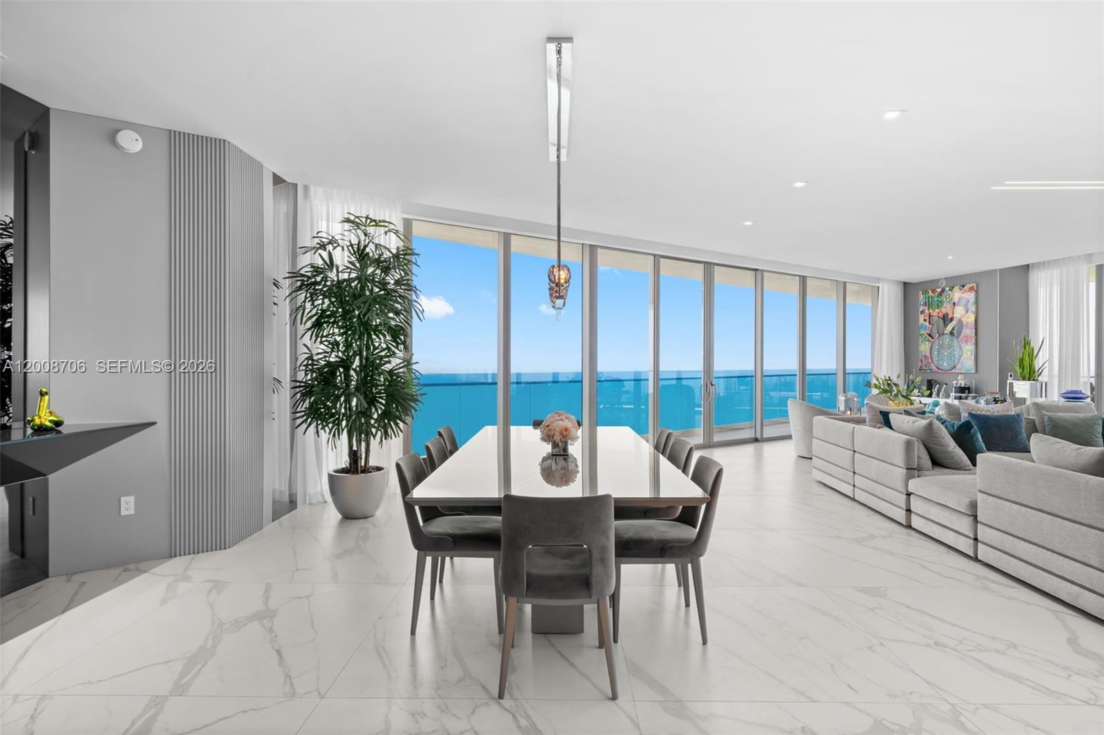 18975 Collins Ave #5200 Sunny Isles Beach, FL 33160