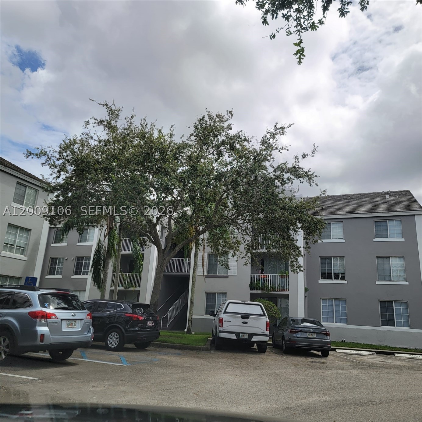 711 SW 111th Way #301