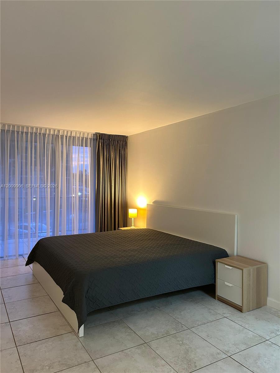 701 Three Iss Blvd #211