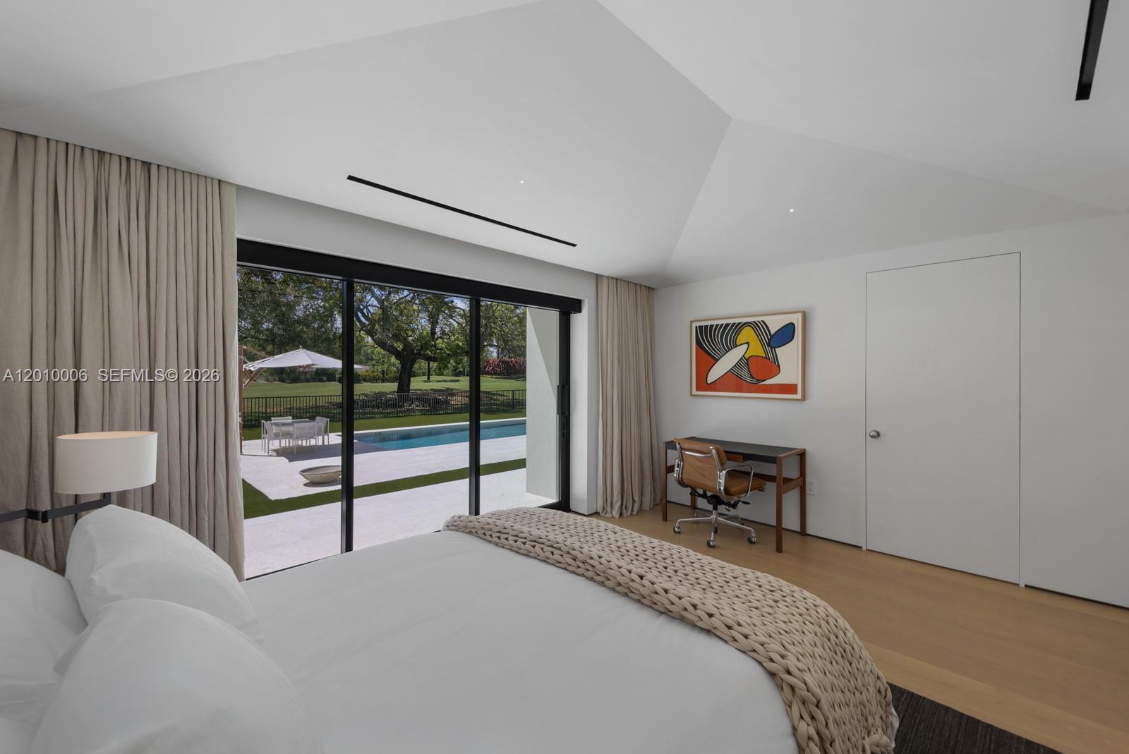 4100 Pinta Ct Coral Gables, FL 33146
