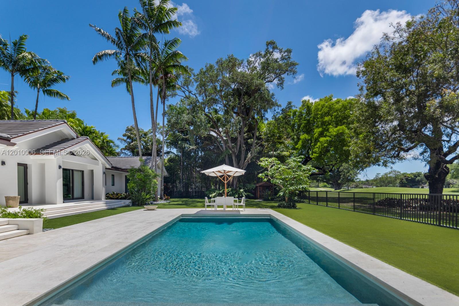 4100 Pinta Ct Coral Gables, FL 33146