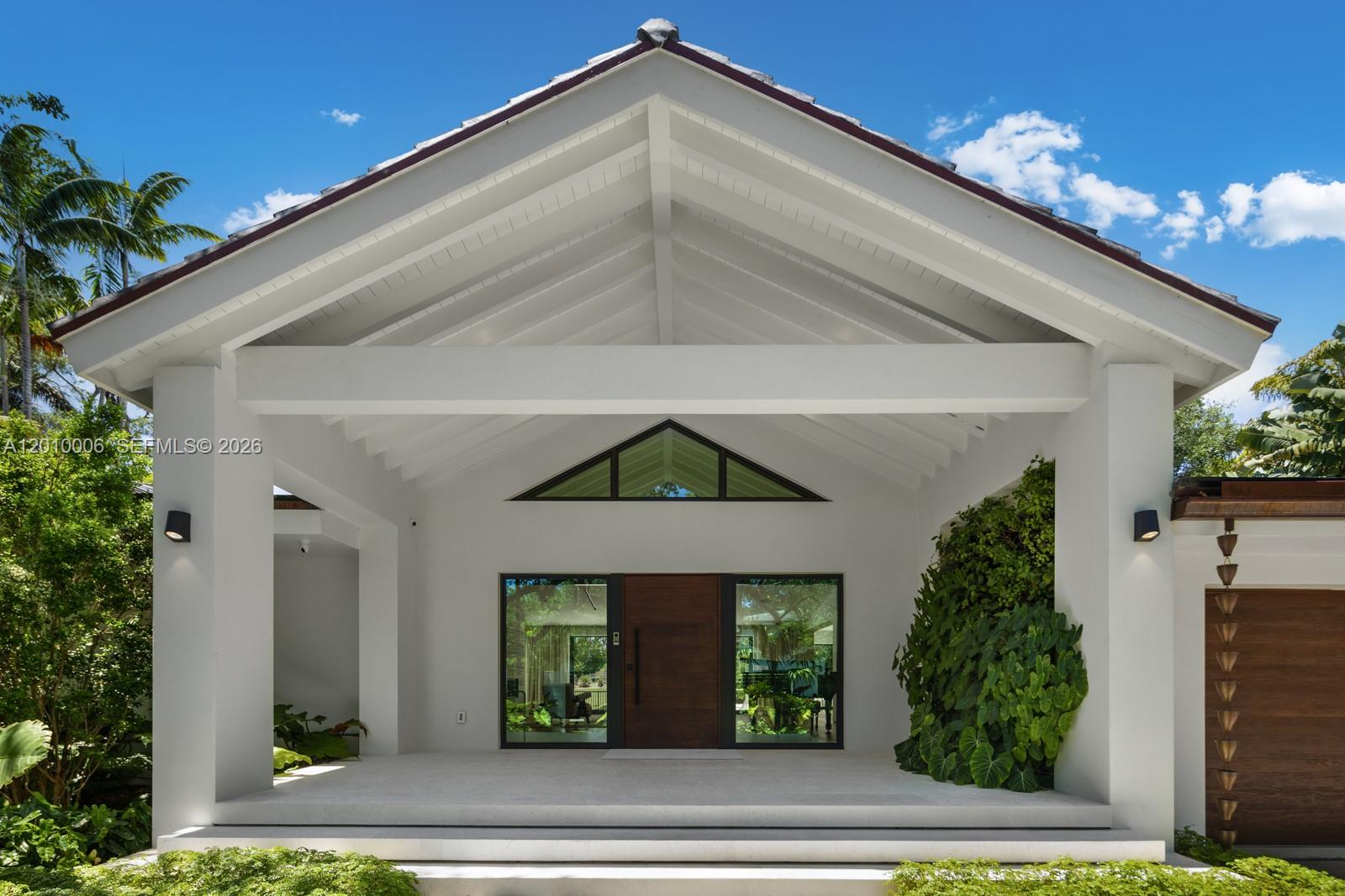 4100 Pinta Ct Coral Gables, FL 33146