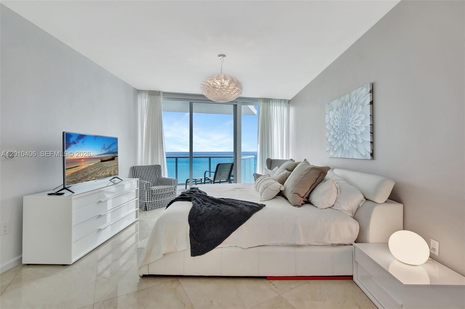 image Jade Beach13