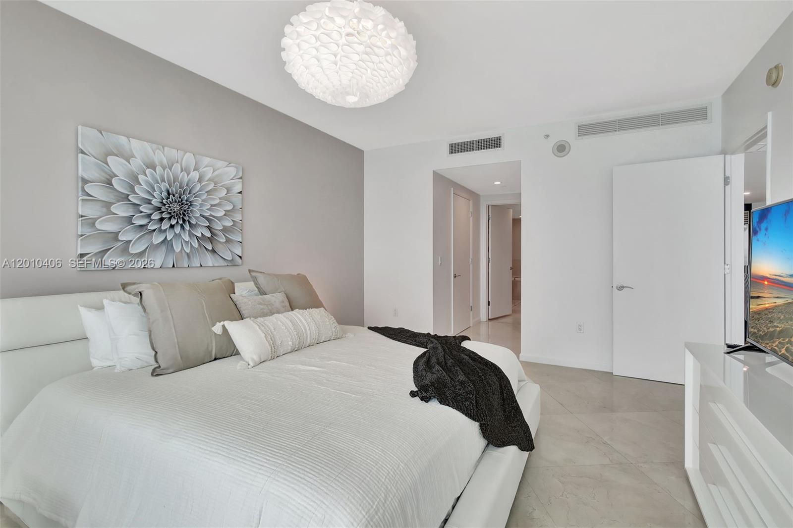 image Jade Beach16
