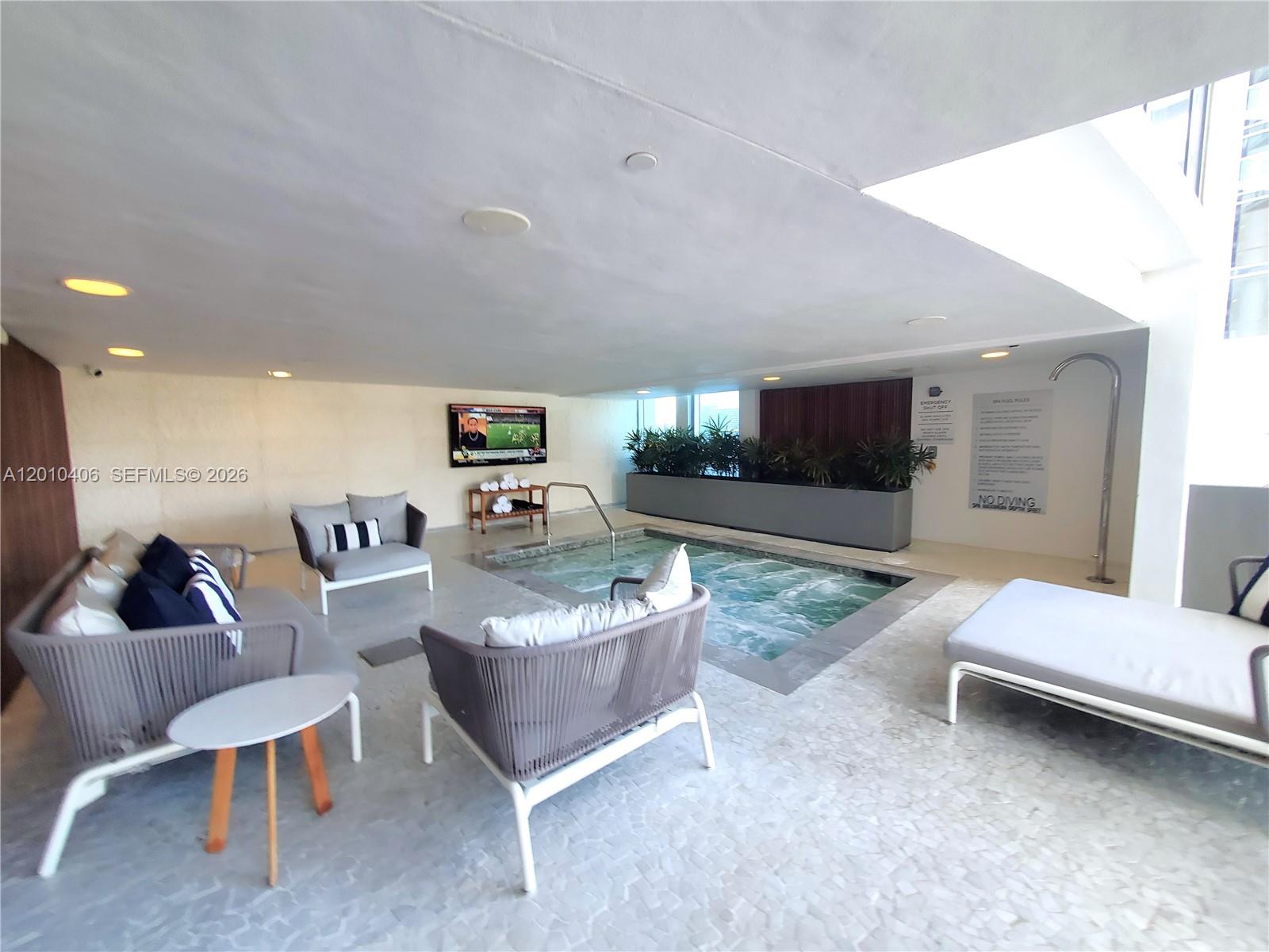 image Jade Beach34