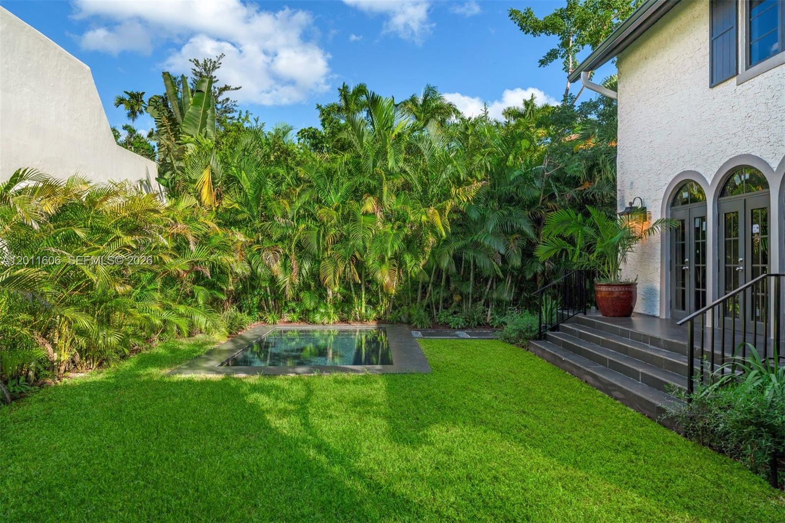 547 NE 57th St Miami, FL 33137