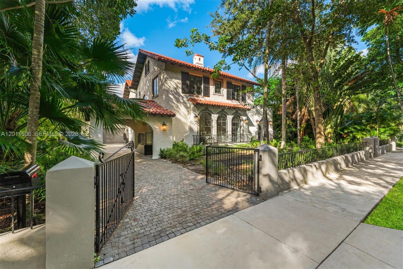 547 NE 57th St Miami, FL 33137