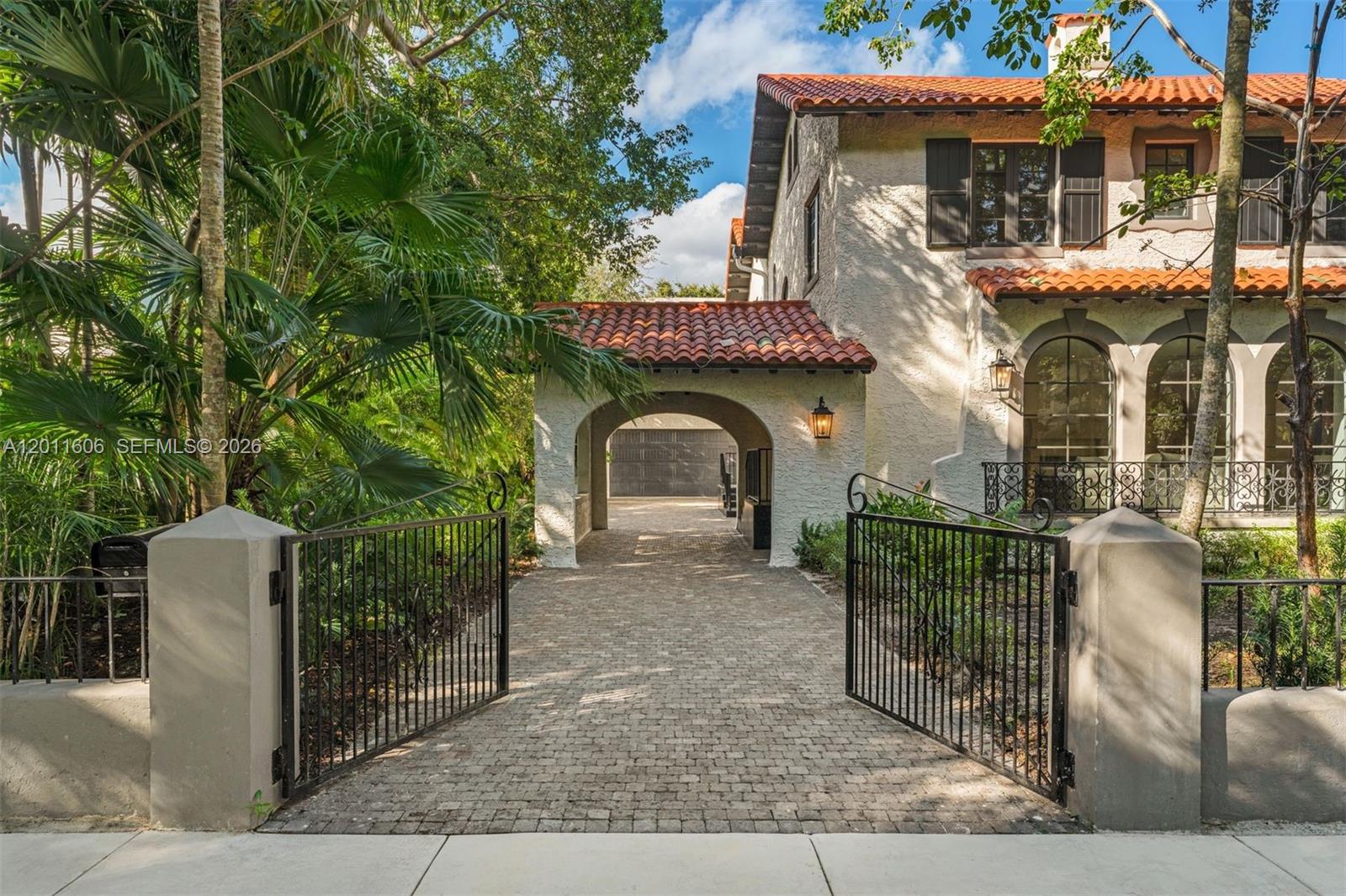 547 NE 57th St Miami, FL 33137