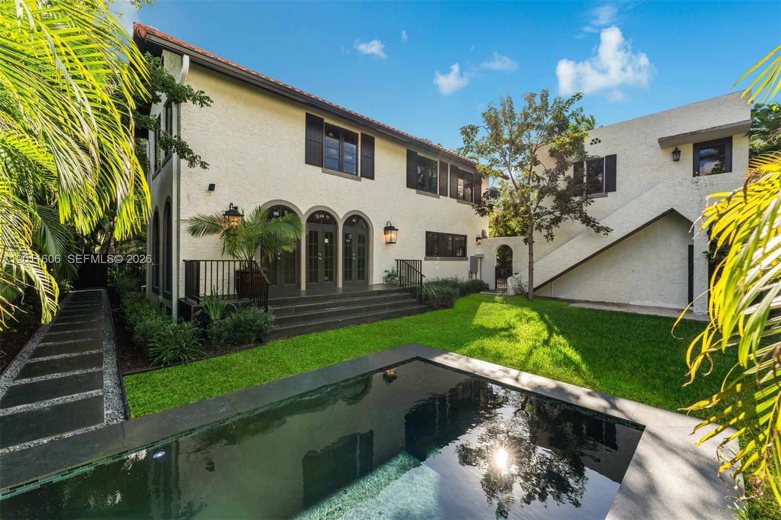 547 NE 57th St Miami, FL 33137