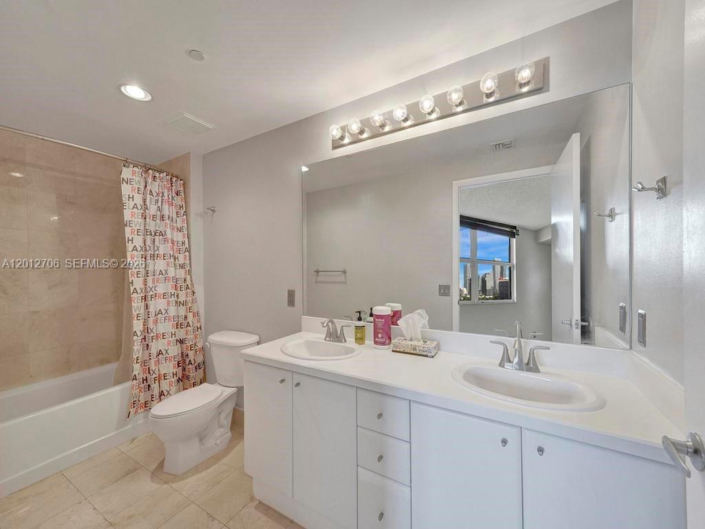 2475 Brickell Ave #804 Miami, FL 33129